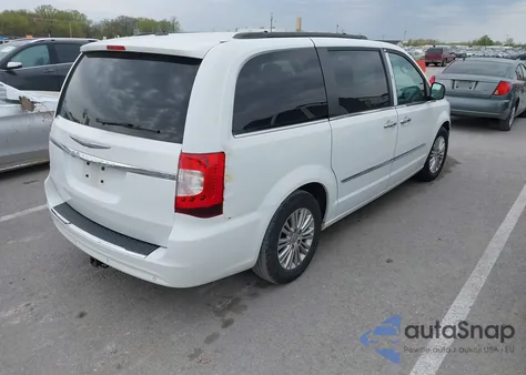 2015 Chrysler Town & Country Touring-L z USA, uszkodzony, nr VIN 2C4RC1CG9FR573863